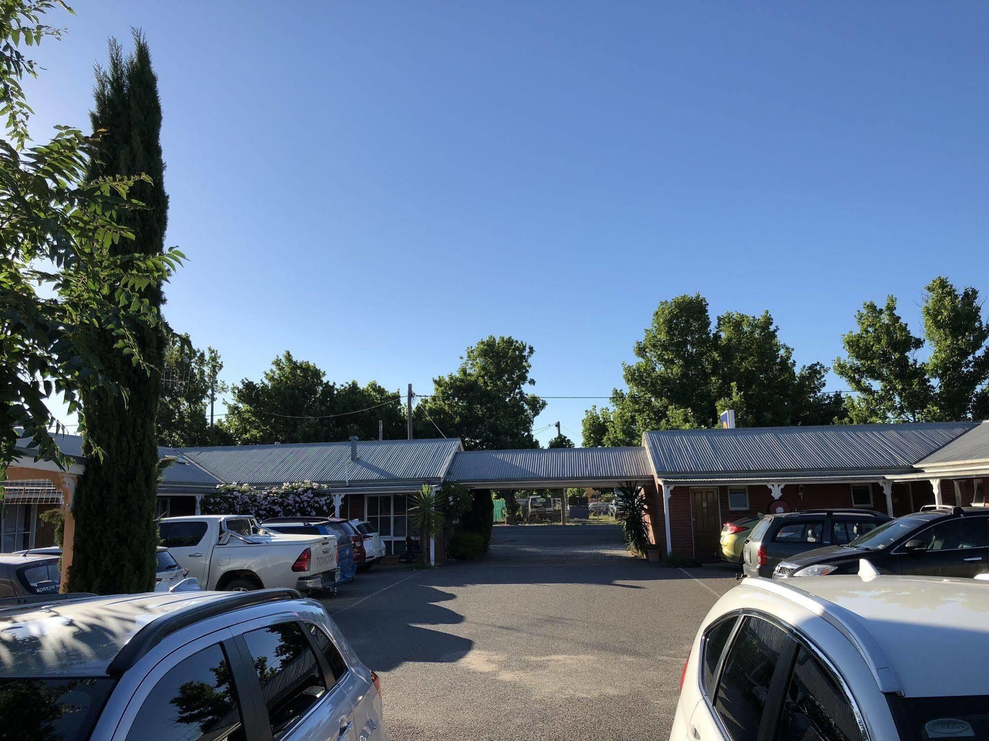 Jolly Swagman Motor Inn Euroa Bagian luar foto