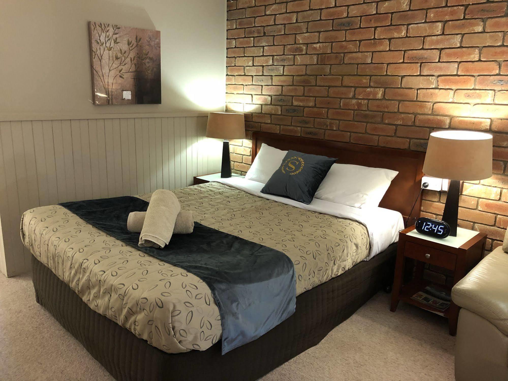 Jolly Swagman Motor Inn Euroa Bagian luar foto