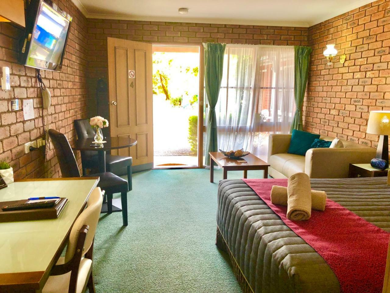 Jolly Swagman Motor Inn Euroa Bagian luar foto